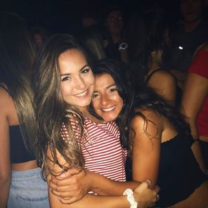 Meet your Posher, Olivia